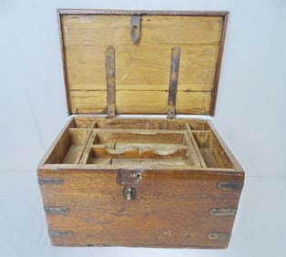 ANTIQUE CAMPAIGN CHEST WITH COMPARTMENTS