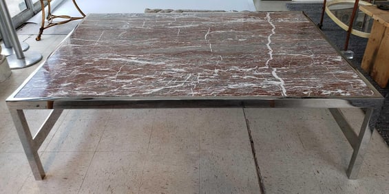 EXCEPTIONAL CHROME COCKTAIL TABLE WITH OUTSTANDING ROUGE MARBLE TOP