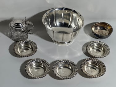 COLLECTION OF STERLING SILVER ITEMS