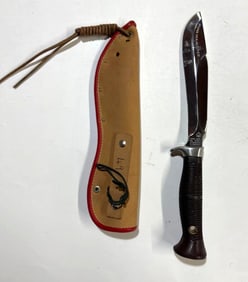 PUMA SEA HUNTER PRE 1964 W/ ORIGINAL SHEATH AND TAG