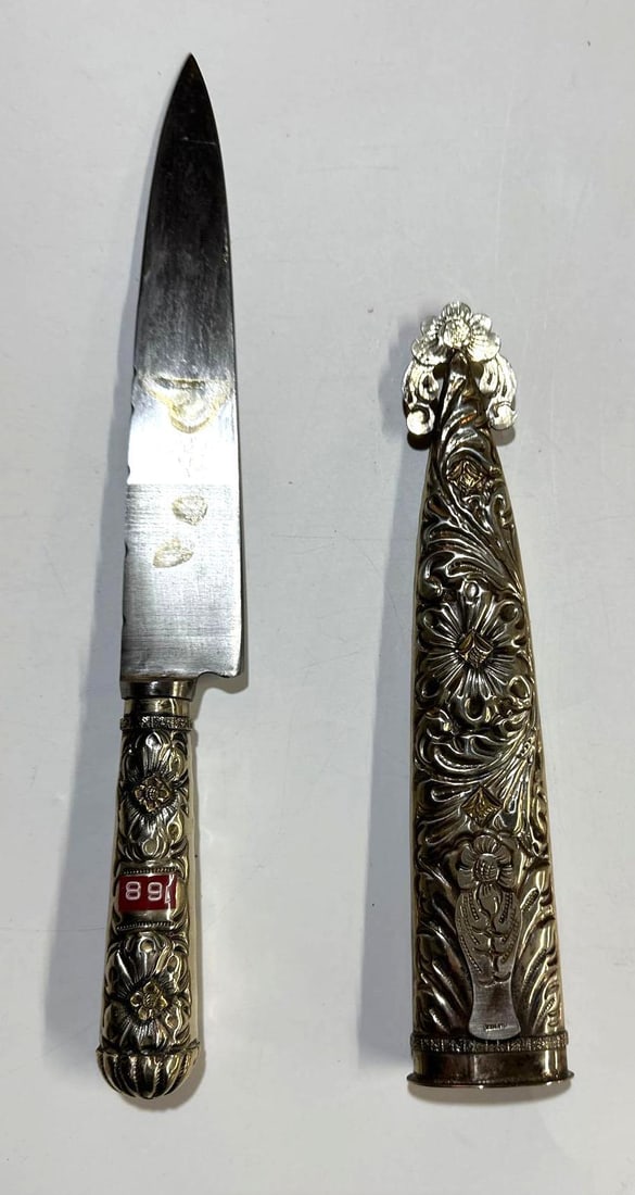ATAHUALPA TANDOORI GAUCHO KNIFE WITH ALPACA SILVER HANDLE AND SHEATH (1 of 4)