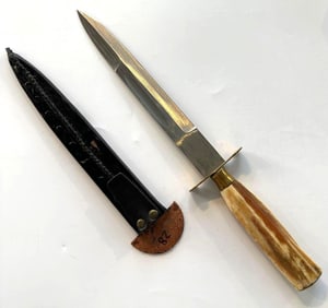 VINTAGE ARGENTINE BONE HANDLED DAGGER