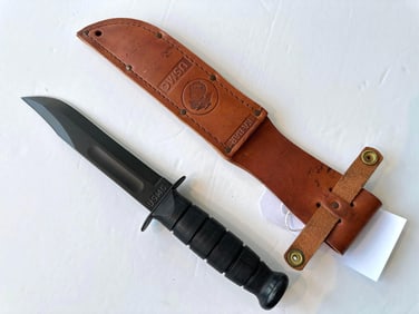KABAR USMC FIGHTING KNIFE