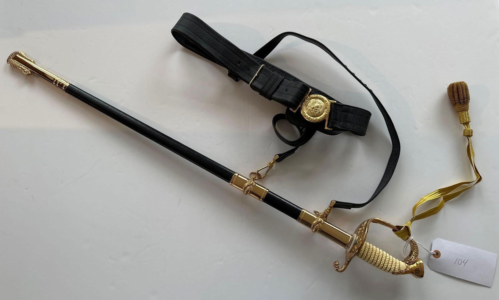 HILBORN & HAMBURGER USN OFFICERS DRESS SWORD (1 of 11)