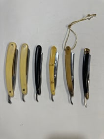 LOT OF VINTAGE STRAIGHT RAZORS