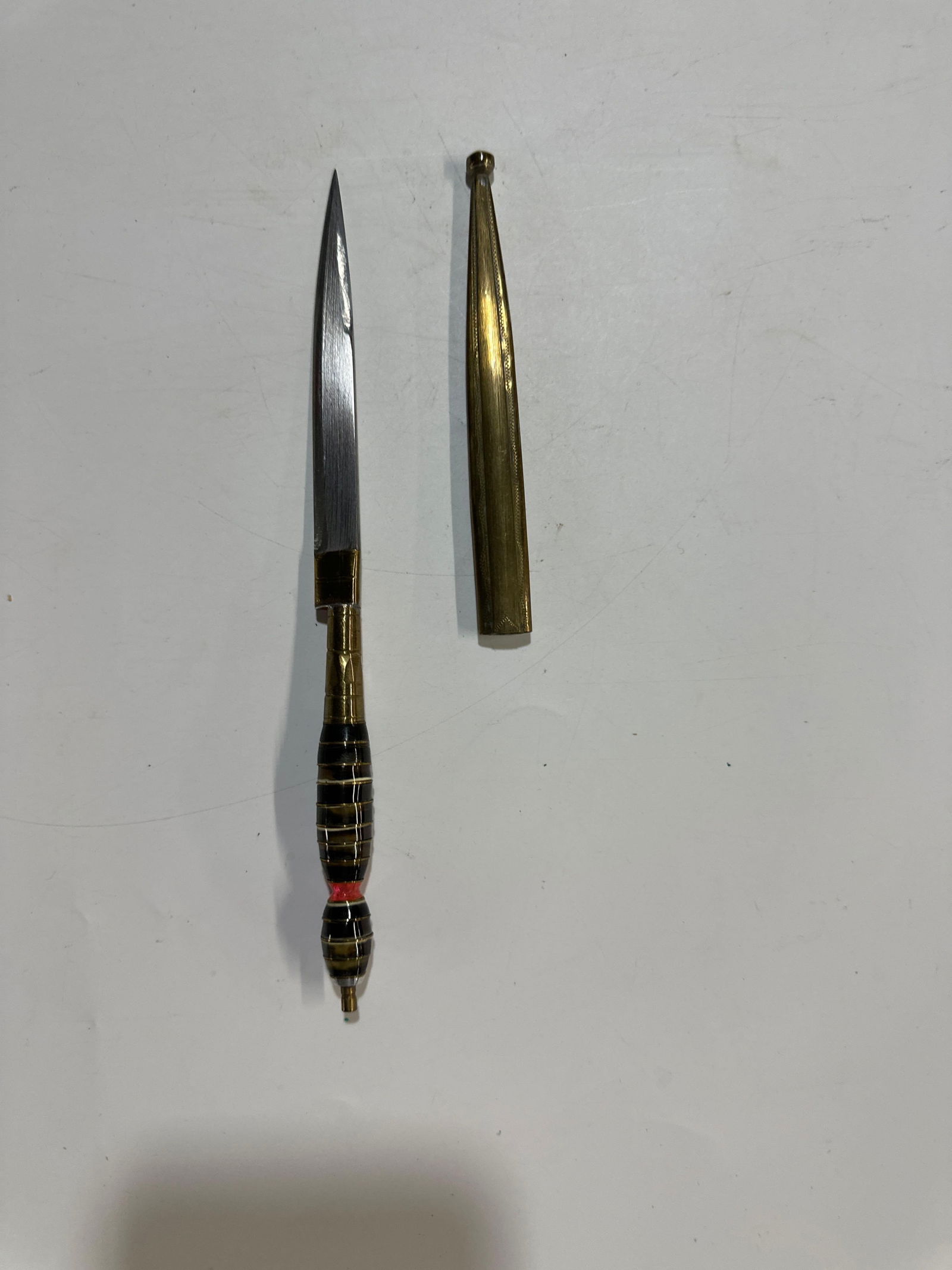 BRAZILIAN FACA DE PONTA: 8.5" LONG