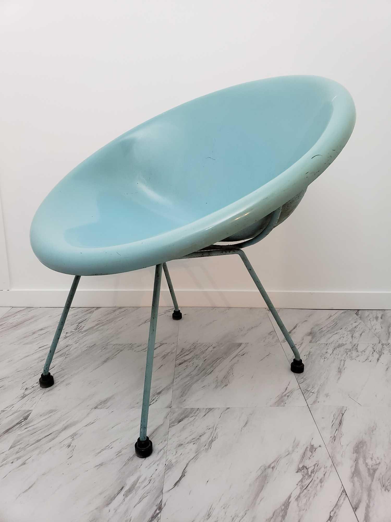 ATOMIC MID-CENTURY AQUA FIBERGLASS CHAIR (1 of 13)