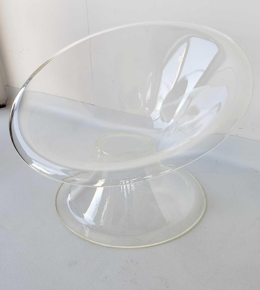 "BUTTERCUP" LOUNGE CHAIR BY ERWIN AND ESTELLE LAVERNE 23" X 30" X 28 (1 of 13)