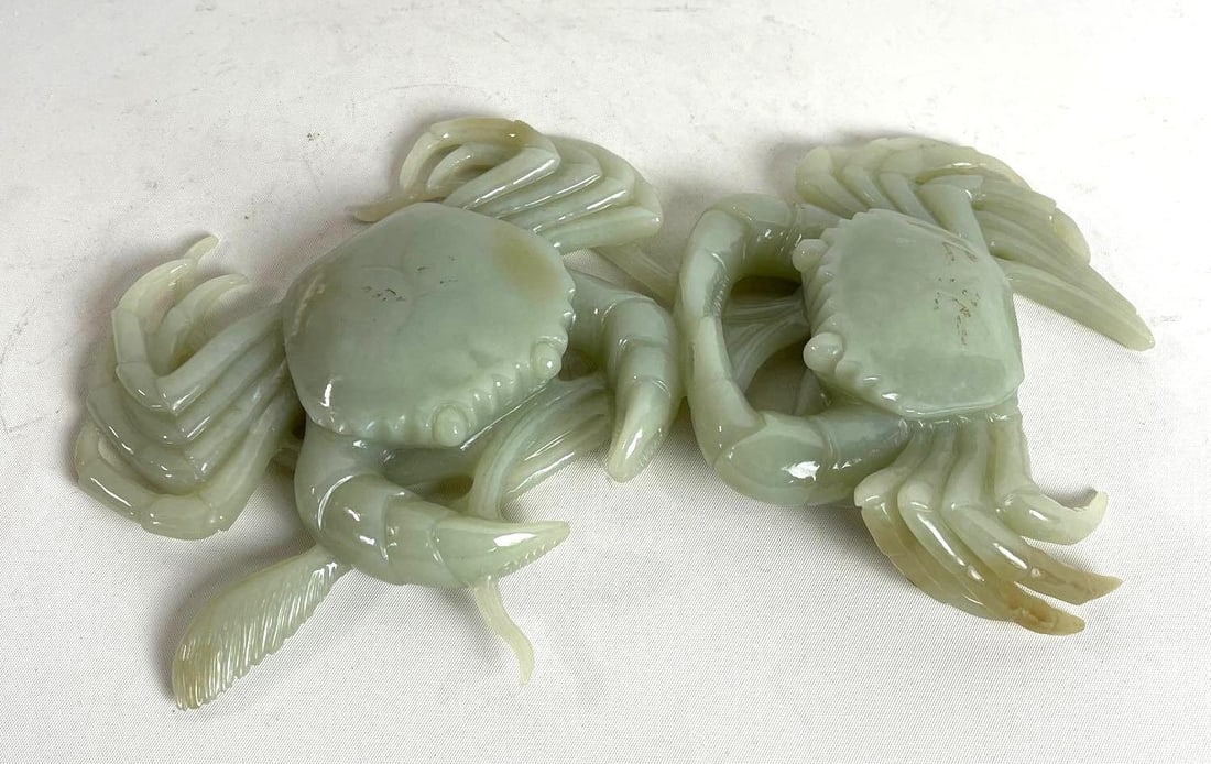 CHINESE CELADON JADE CRAB FIGURES (1 of 6)