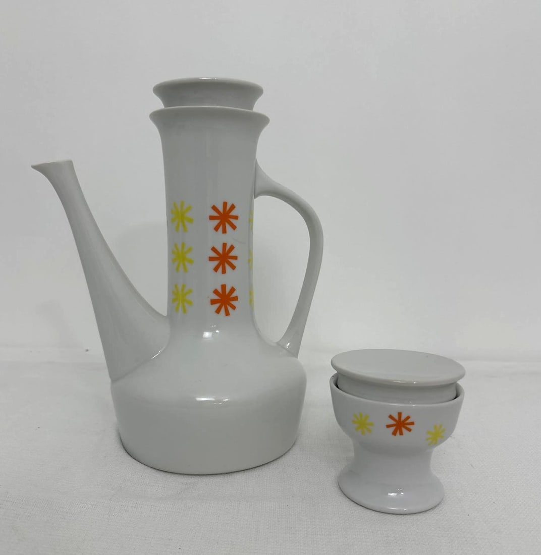MID-CENTURY MODERN MCCOBB SPARKLER PATTERN TEAPOT AND SUGAR BOWL (1 of 6)