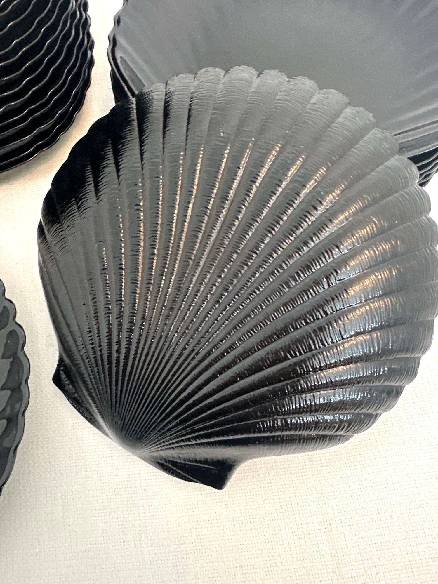 SET OF MID-CENTURY ACORAC COQUILLAGE BLACK SHELL FORM PLATES (1 of 6)