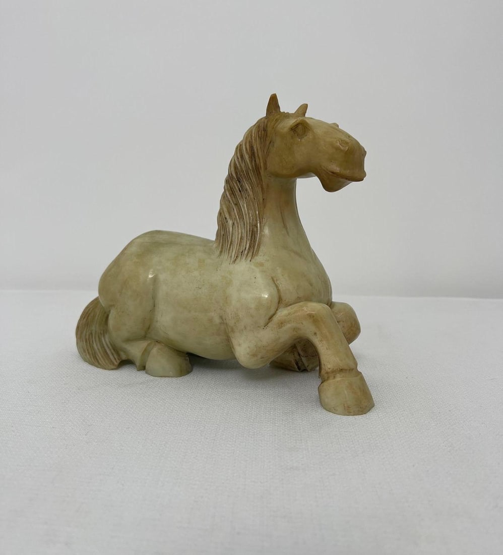LARGE VINTAGE CARVED STONE HORSE SCULPTURE (1 of 9)