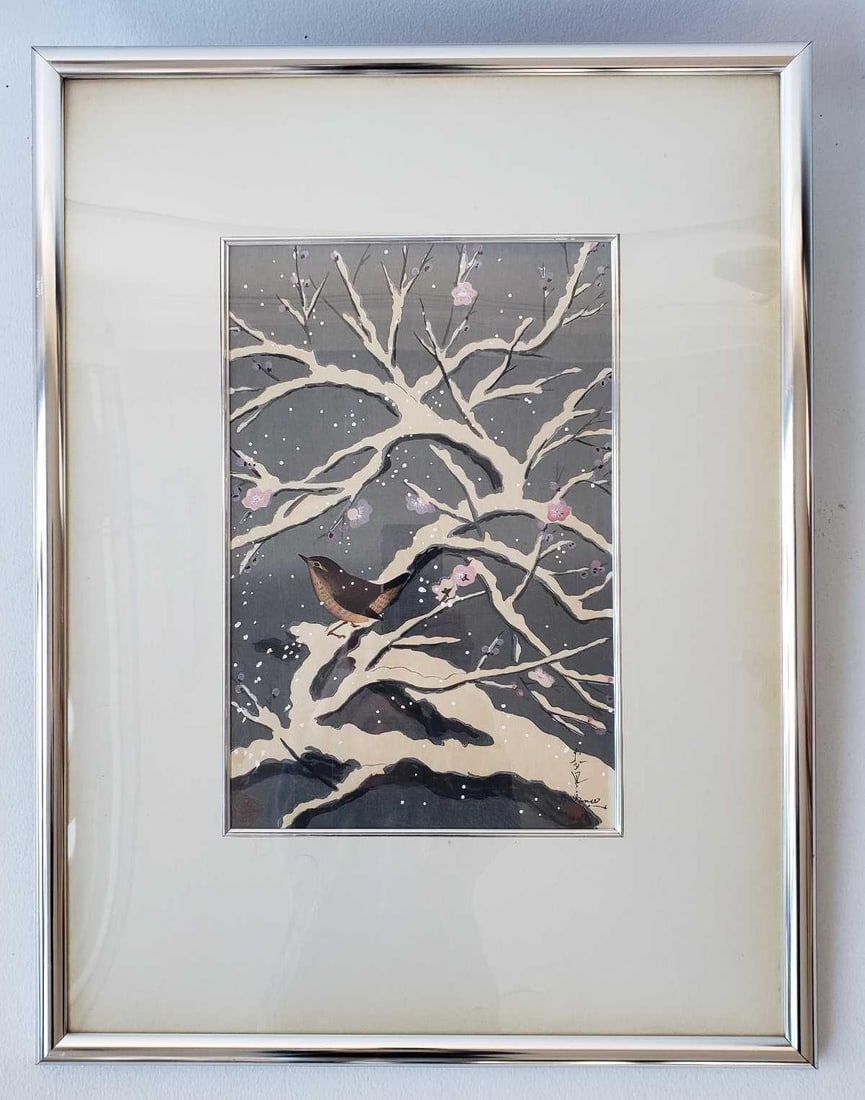 MID-CENTURY OHNO BAKUFU WOODBLOCK PRINT ON RICE PAPER "BIRD ON SNOWED CHERRY TREE": This captivating woodblock print, titled "Bird on Snowed Cherry Tree" and marked and signed the esteemed Japanese artist Bakufu Ohno (1888-1976), is a beautiful example of his signature style.