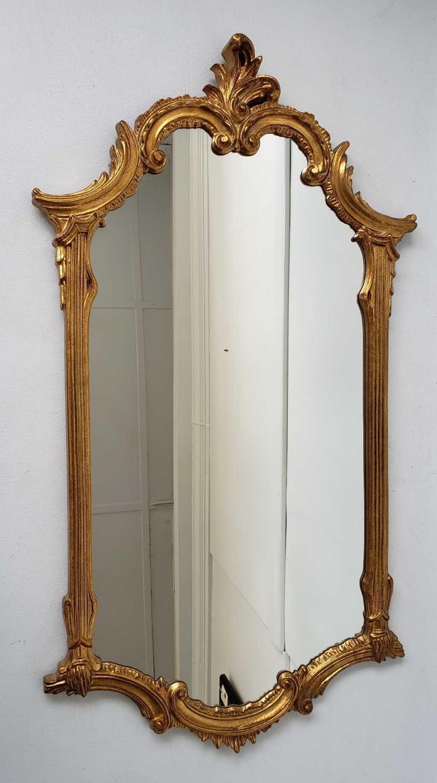 ROCOCO STYLE VINTAGE GILT WOOD MIRROR (1 of 8)