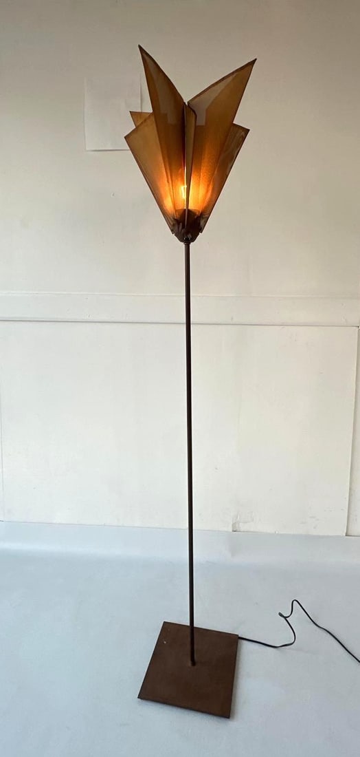 EG CODY HANDKERCHIEF FLOOR LAMP (1 of 7)