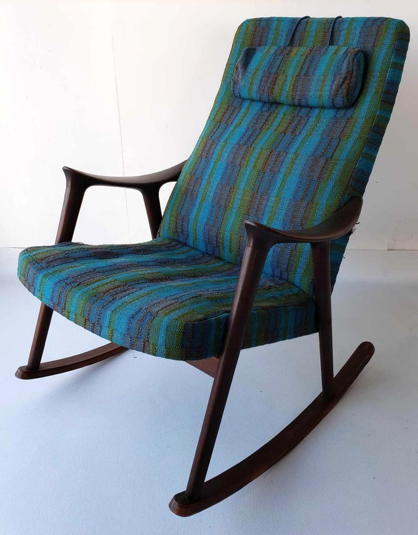 MID-CENTURY MODERN IGMAR RELLING HIGH BACK ROCKING CHAIR (1 of 10)