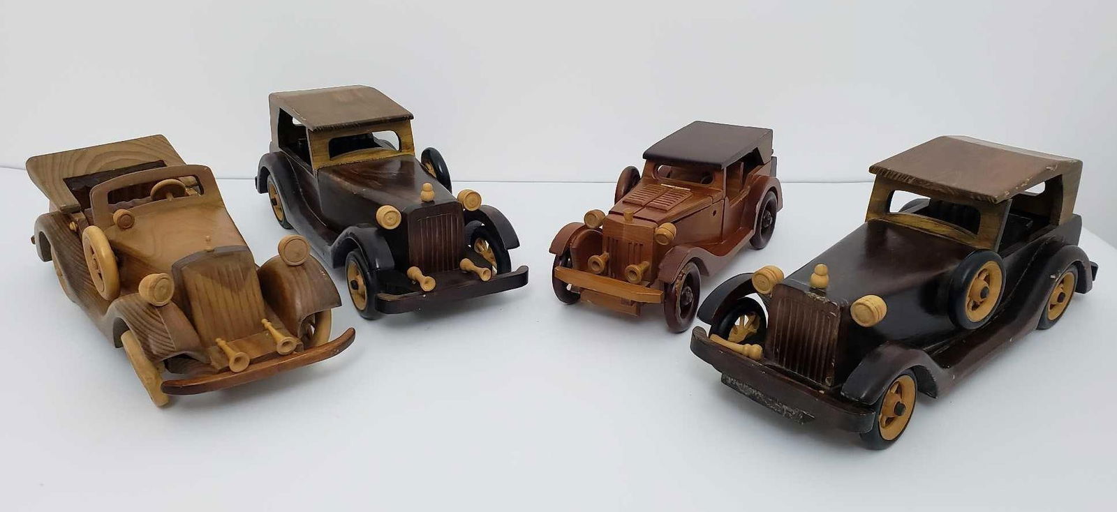 VALUE LOT GROUP OF FOUR VINTAGE WOOD CLASSIC CAR MODELS (1 of 6)
