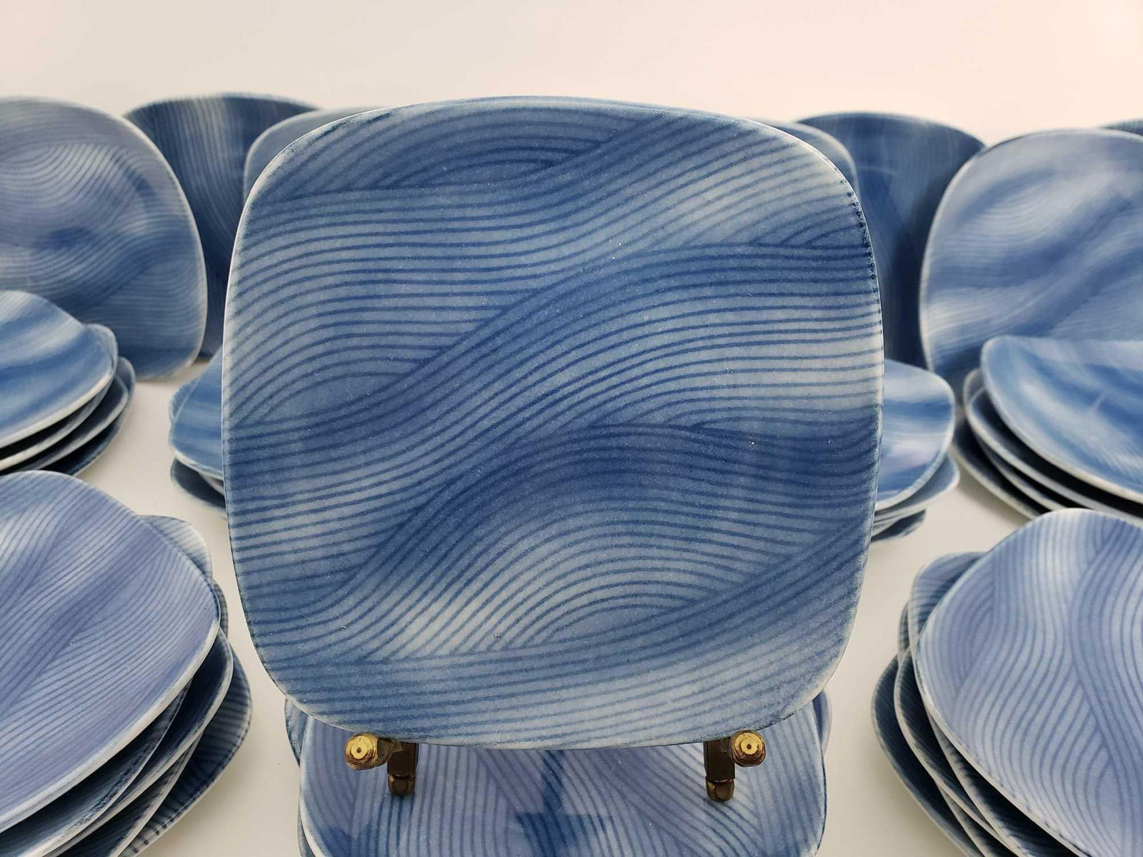 VALUE LOT LARGE COLLECTION OF 45+ JAPANESE BLUE AND WHITE SUSHI PLATES (1 of 7)