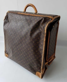 VINTAGE LOUIS VUITTON MONOGRAM GARMENT BAG, LARGE.