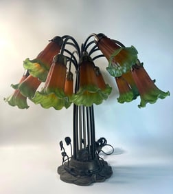 TIFFANY STYLE STAINED GLASS LILY LAMP