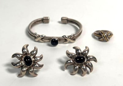 COLLECTION OF STERLING SILVER AND STONE JEWELRY