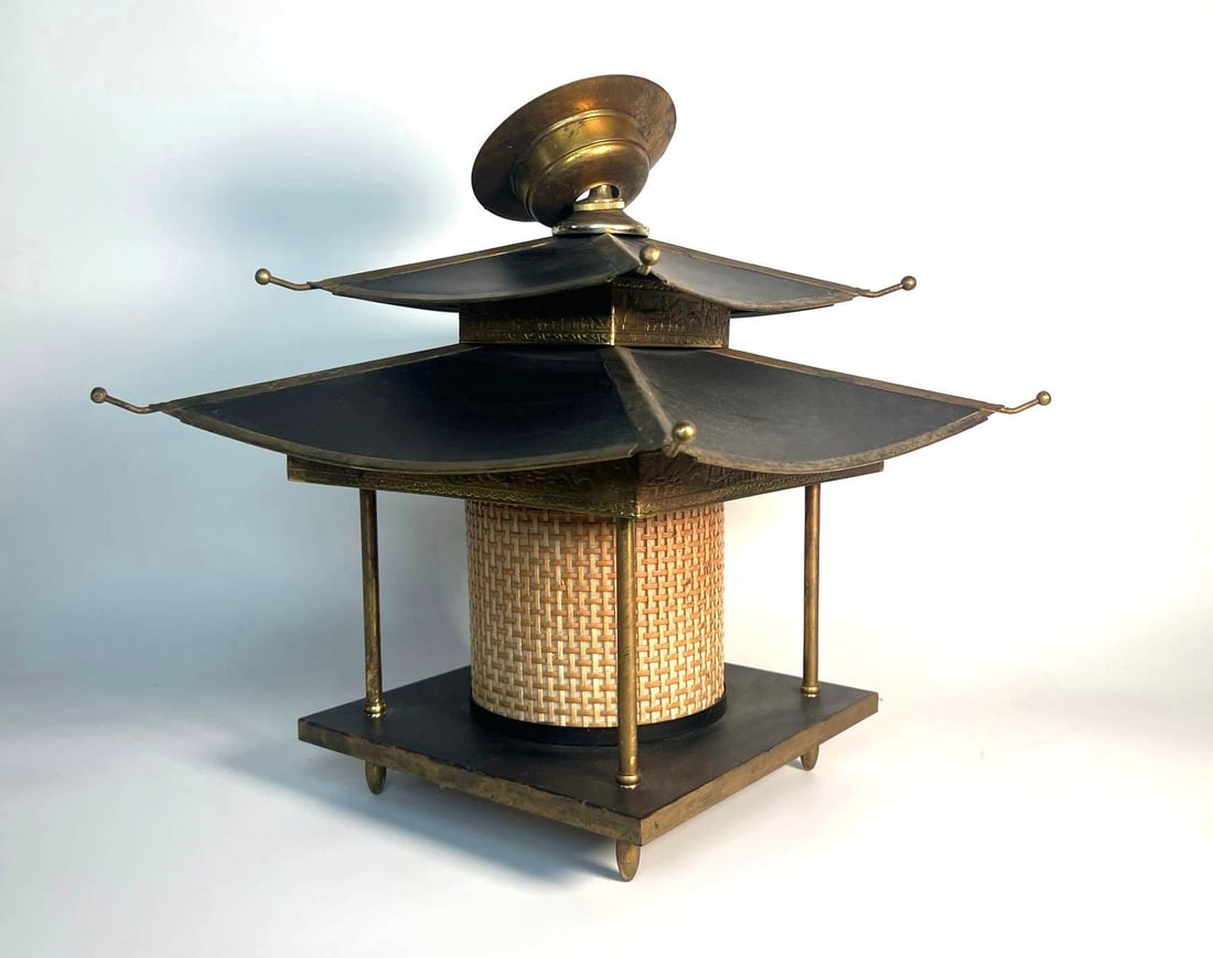 VINTAGE PAGODA CHANDELIER HANGING LIGHT FIXTURE (1 of 10)