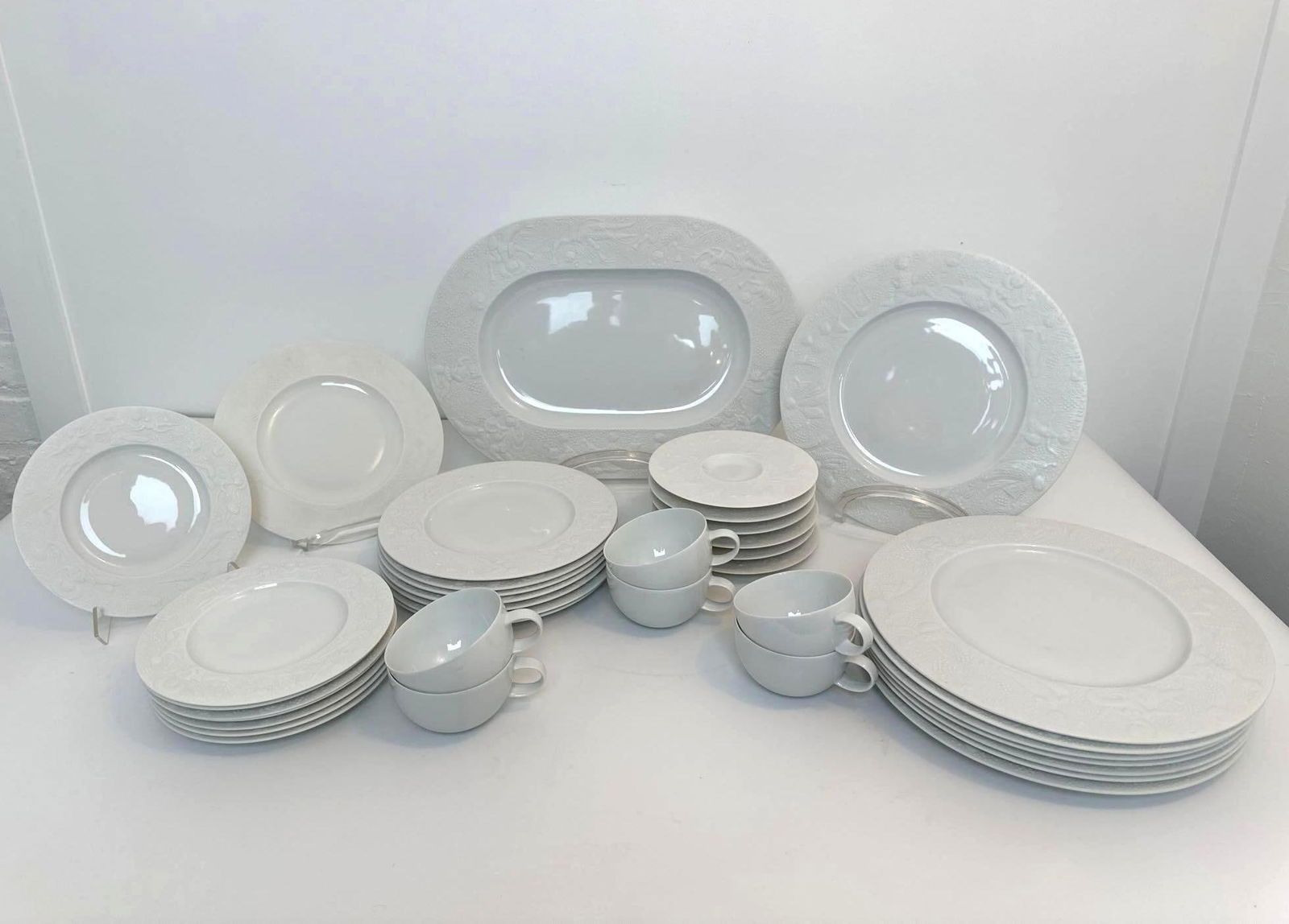 ROSENTHAL BJORN WIINBLAD MAGIC FLUTE CHINA SET (1 of 20)