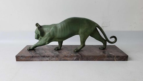 LARGE ART DECO BRONZE LIONESS SCULPTURE ON MARBLE BASE