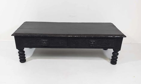 VINTAGE CARVED LION HEAD COFFEE TABLE