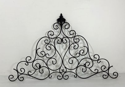 WROUGHT IRON DECORATIVE ARCHITECTURAL ELEMENT