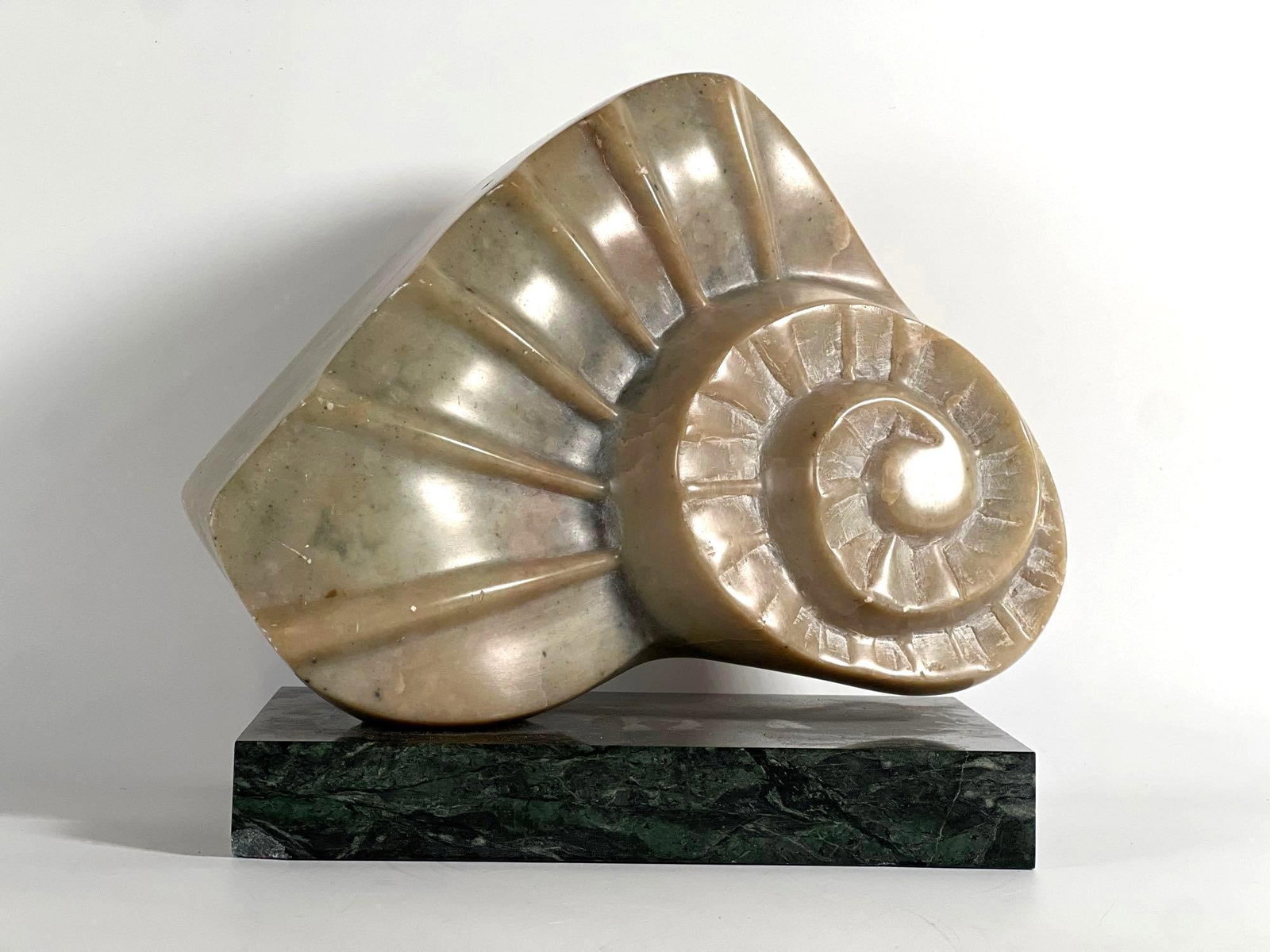 LARGE HARDSTONE NAUTILUS SHELL SCULPTURE WITH GRANITE BASE (1 of 9)
