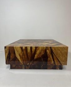 VALUE LOT FAUX TORTOISE SHELL COFFEE TABLE WITH CASTERS