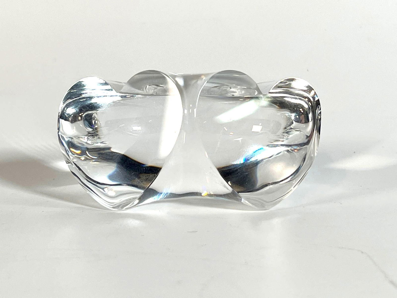 VALUE LOT: STEUBEN TRUE LOVE DOUBLE HEART ART GLASS PAPERWEIGHT 3 (1 of 8)