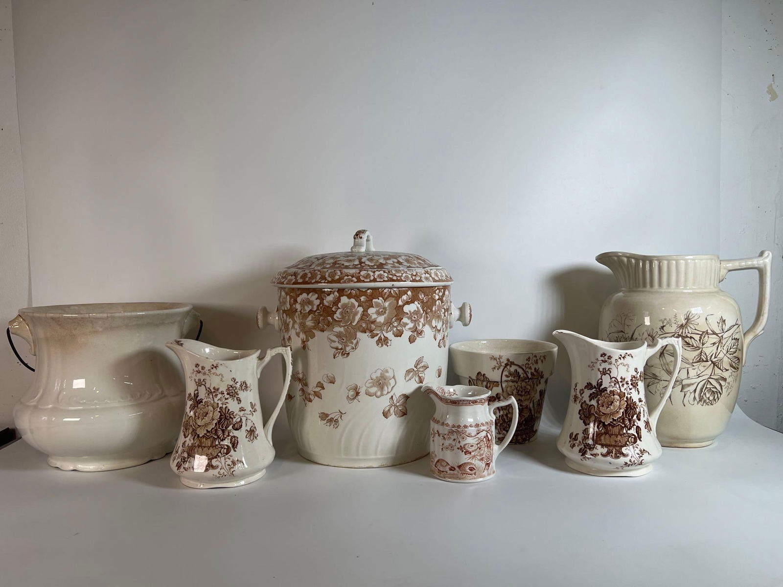 EIGHT PIECE STONEWARE GROUPING INCLUDING SLOP JAR (1 of 8)