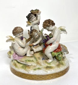 VINTAGE CAPADIMONTE STATUE