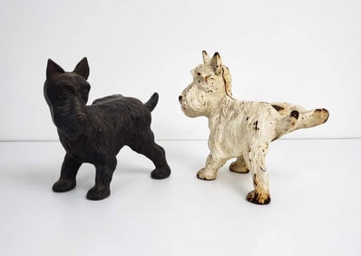 PAIR OF VINTAGE CAST IRON BLACK AND WHITE SCOTTY DOOR STOPS