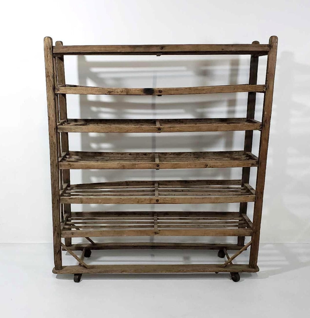 ANTIQUE FRENCH BAKER'S RACK (1 of 10)
