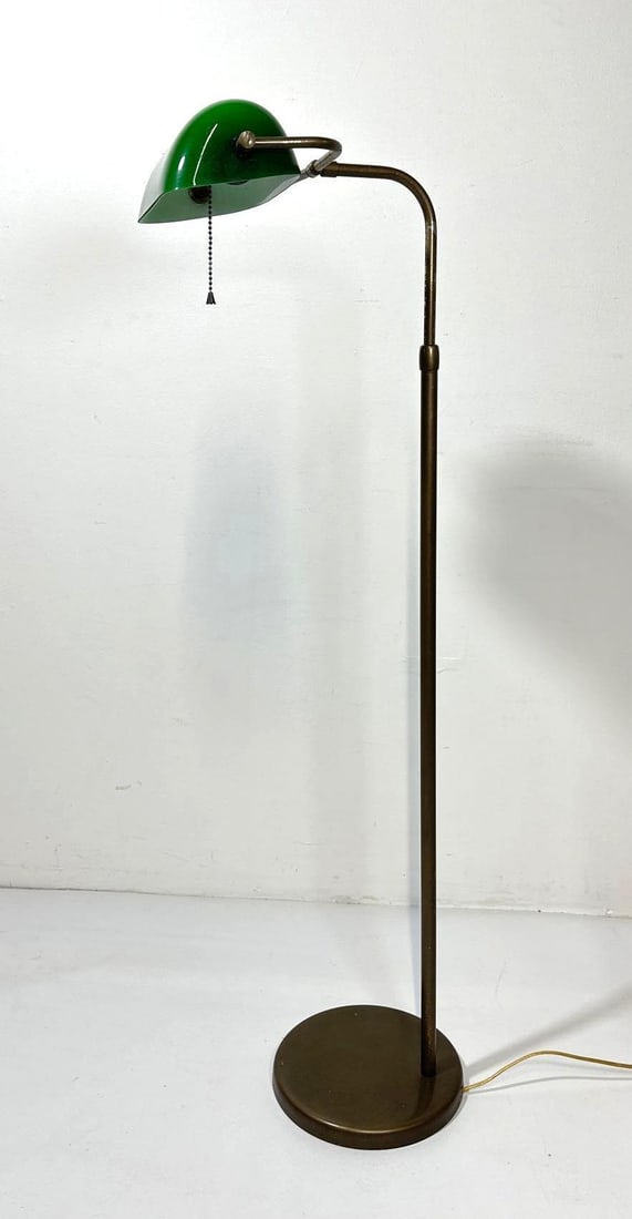 VINTAGE BANKERS FLOOR LAMP WITH EMERALDITE SHADE (1 of 10)