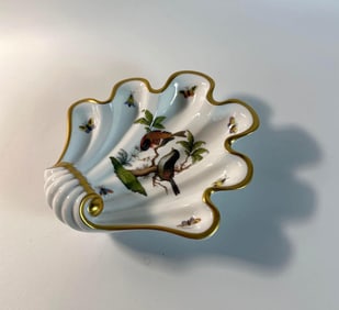 HEREND OF HUNGARY LARGE HAND-PAINTED SHELL FORM CANDY DISH