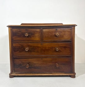ANTIQUE CHEST OF DRAWERS