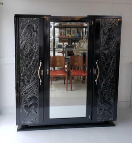 ART DECO PERIOD ARMOIRE WITH IMPRESSIVE CARVED PANEL DOORS (REFINISHED)
