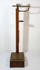 W&T AVERY ANTIQUE ENGLISH BRASS MOUNTED OAK JOCKEY SCALE