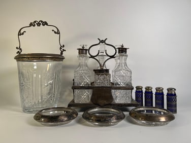 COLLECTION OF VINTAGE SILVER-PLATE & GLASS TABLEWARE INCLUDING WALKER & HALL STYLE CRUET SET