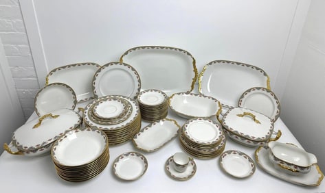 BAMBERGER & CO. LIMOGES VIGNAUD FRANCE 61-PIECE CHINA SET