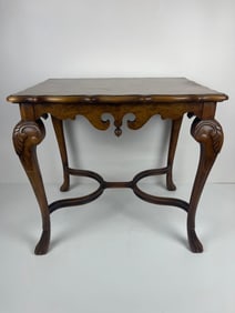 VINTAGE LOUIS XV STYLE SIDE ACCENT END TABLE