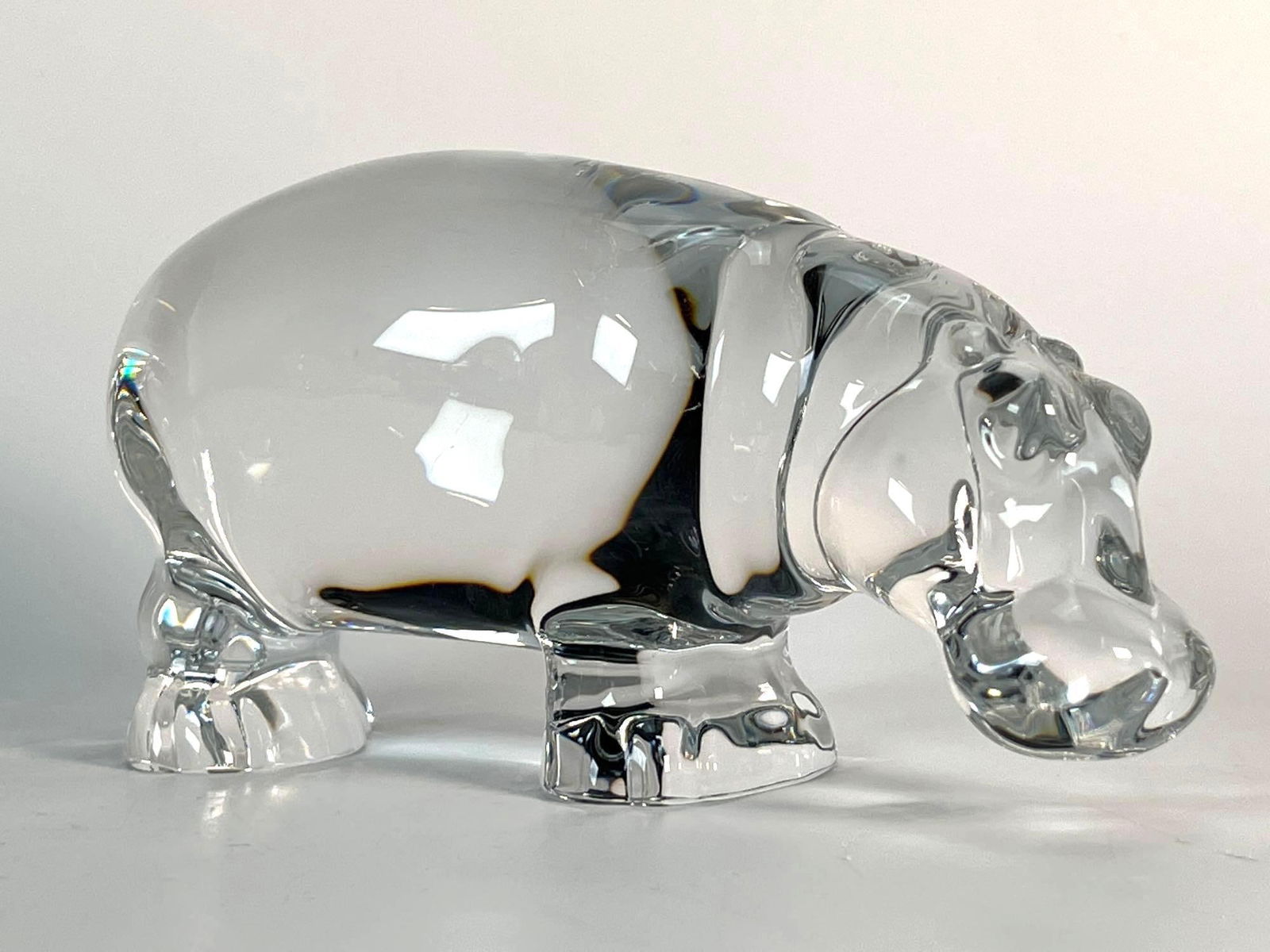 VALUE LOT: BACCARAT CRYSTAL HIPPOPOTAMUS (1 of 8)