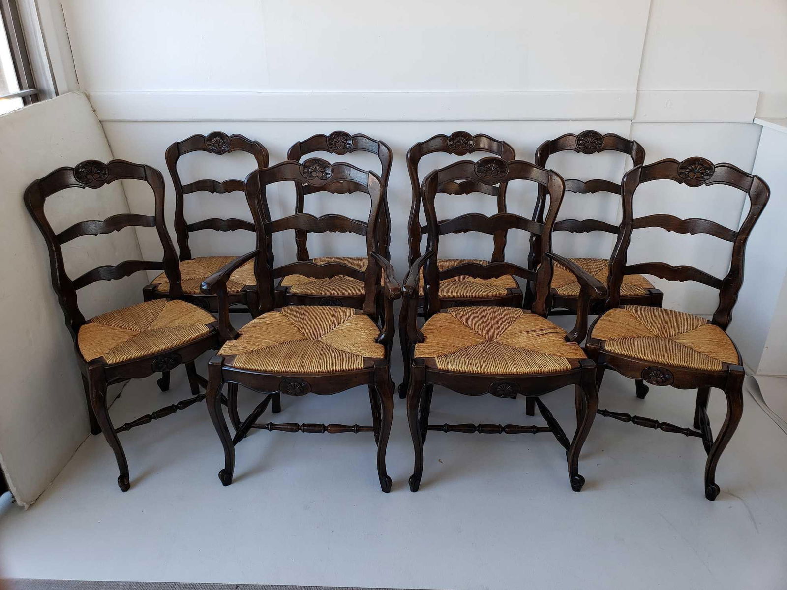 GROUP OF 8 COUNTRY FRENCH STYLE RUSH SEAT CARVED DINING CHAIRS (2 ARM, 6 SIDE) (1 of 13)