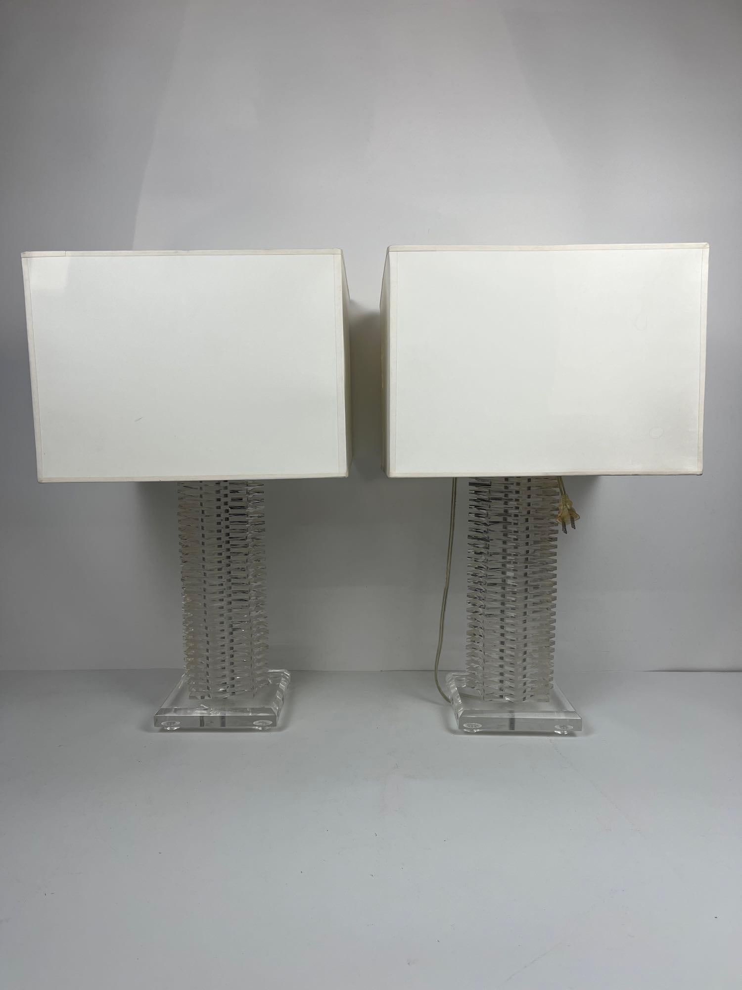 PAIR OF SQUARE TWIST STACKED LUCITE TABLE LAMPS (1 of 7)