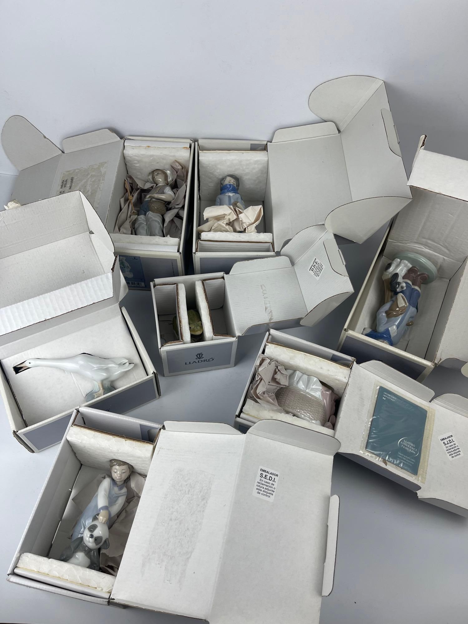 LLADRO DISCOVERY LOT OF 7 BOXED ITEMS (1 of 7)
