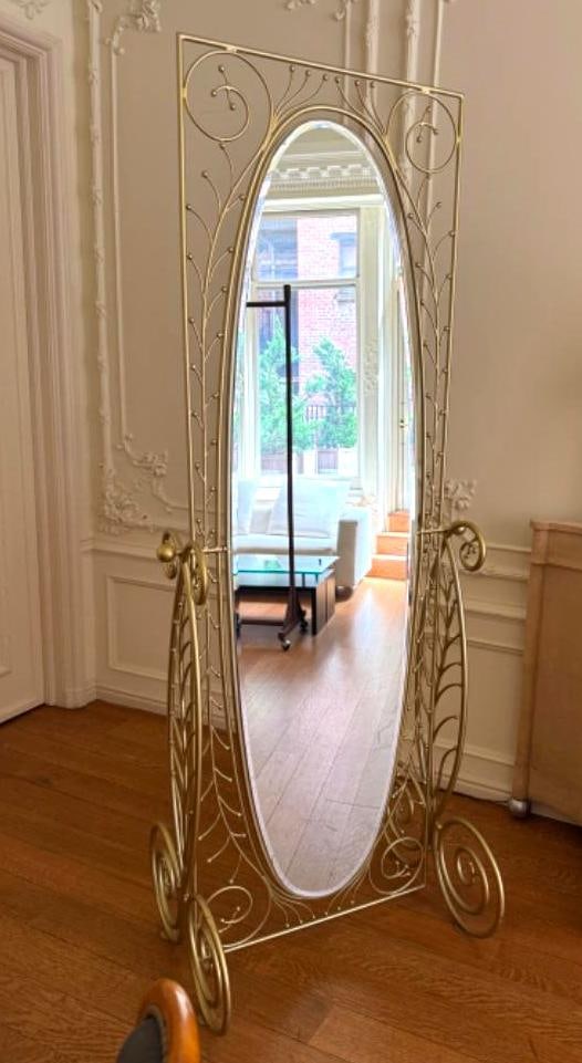 KRIS RUHS WIRE FILIGREE OVAL XL STANDING FLOOR MIRROR (1 of 4)